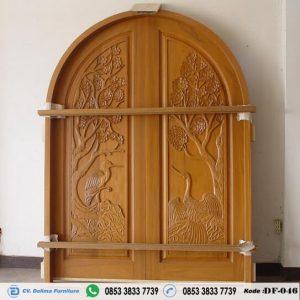  Pintu  Kupu  Tarung  Lengkung Ukiran Klasik  Desain  Pintu  