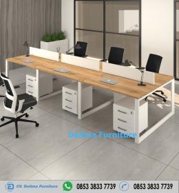 Meja Kerja Staf Call Center Minimalis
