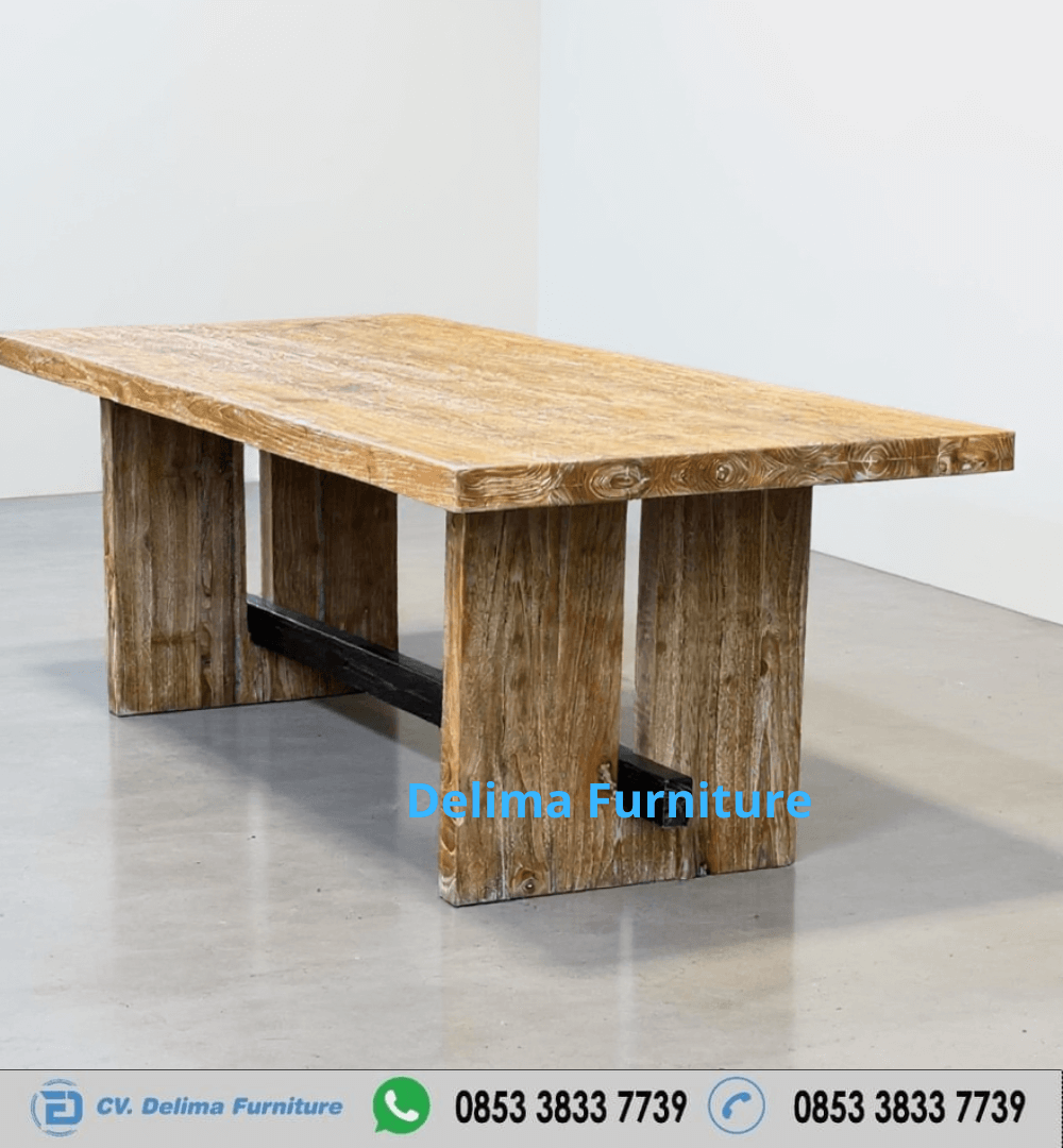 Meja Makan Rustic Kayu Solid Natural