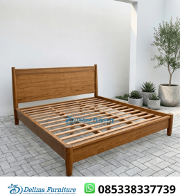 Tempat Tidur Kayu Jati Solid Model Simpel Elegan